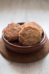 Fish cakes with herbs