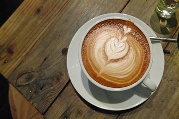 Latte art with tulip flower