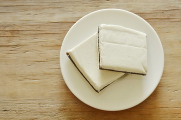 glutinous rice flour stuffed sweet mashed red bean Chinese snack for autumn festival