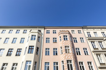 Fototapeta na wymiar facade of old houses in Berlin Kreuzberg