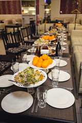 Serving holiday was the restaurant