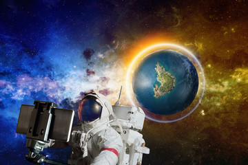 Obraz na płótnie Canvas Sci-fi backckground - space selfie