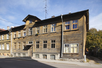 Fototapeta na wymiar Kadriorg, Altes Holzhaus, Tallinn, Estland, Europa