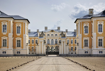 Fototapeta na wymiar Rundale Palace near Pilsrundale. Latvia