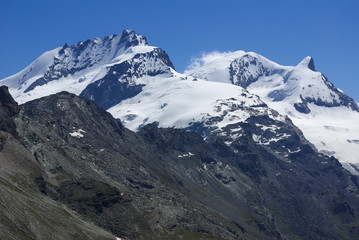 Fototapeta premium ZERMATT-ROTHORNPARADIES - Rimpfischhorn 4198 m - Strahlhorn 3988 m