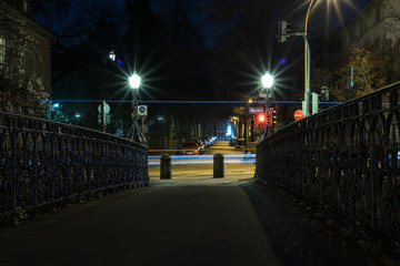 Freiburg Dreisam Brücke bei Nacht 
