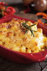 American mac and cheese pasta