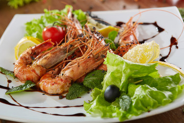 Shrimp dish with tomato