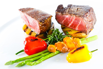marble beef stake vegetables