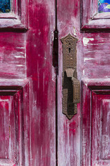 Red Door - 136122107