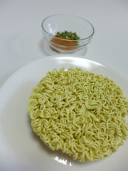 라면 uncooked Ramen 생라면 스프soup base 요리전 noodle