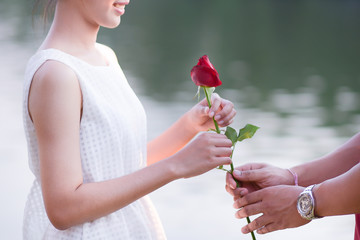 Women received roses from men