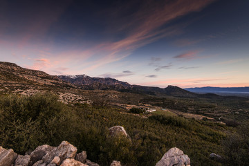 Fototapeta na wymiar Sunrise in Mas De Barberans mountains