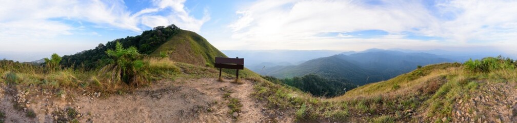 Fototapeta na wymiar Panorama view of high mountain 