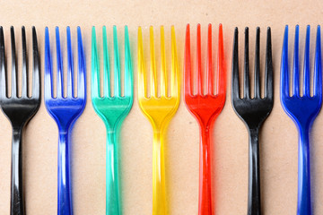 color plastic forks