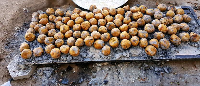 Bafle is a popular dish of Rajasthan & main course dish eaten with laddoos, choorma and ghee. The other version of this dish is also called as Dal Bati.