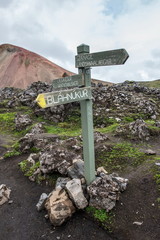 Guidepost in colorful Landmanallaugar mountains, in the Fajllaba