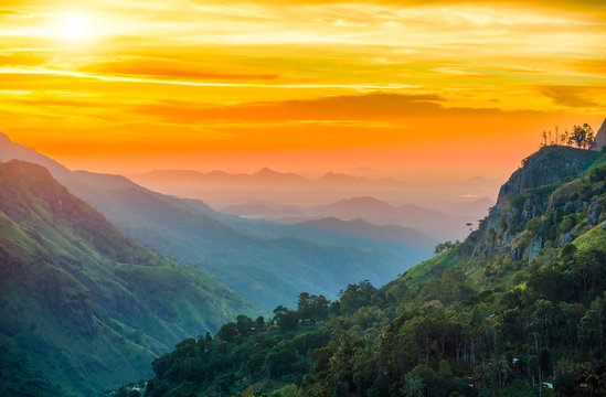 Sunset in the valley near the town of Ella, Sri Lanka