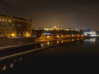 Fototapeta na wymiar Smoggy evening in Prague