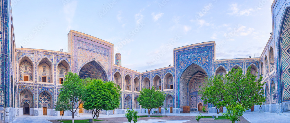 Poster Panoramic courtyard of Ulugh Beg Madrasa, Registan, Samarkand, Uzbekistan