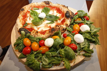Pizza Napoli