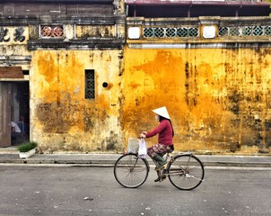 vietnam hoi an streetscene