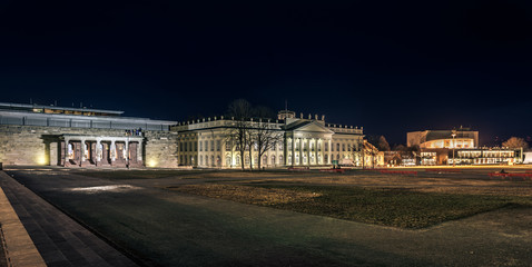 Friedrichsplatz bei Nacht / Kassel