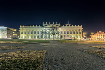 Friedrichsplatz bei Nacht / Kassel