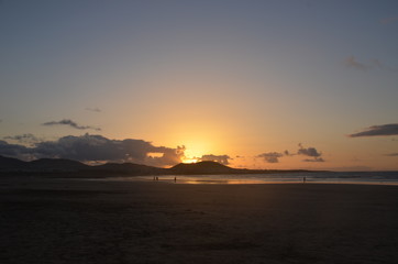 Sunset at the beach/Sonnenuntergang auf dem Strand