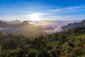 Obraz premium mountains in morning clounds in Mae Hong Son 04