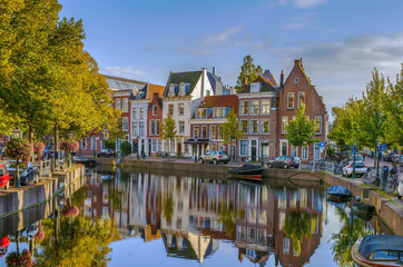 Fototapeta na wymiar Channel in Leiden, Netherlands