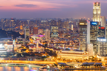 Fototapeta na wymiar Singapore skyline and view of the financial district
