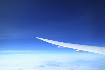 飛行機から見た青空　Blue sky seen from an airplane