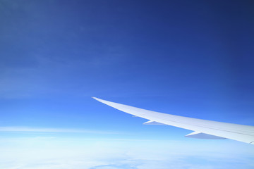 飛行機から見た青空　Blue sky seen from an airplane