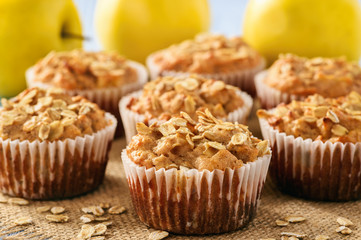 Oat muffins with apples and cinnamon.
