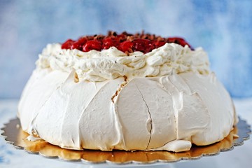 Raspberry and cream Pavlova