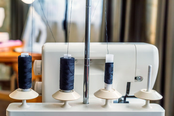 Overlock sewing machine