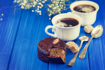 honey cake of Madeira and coffee