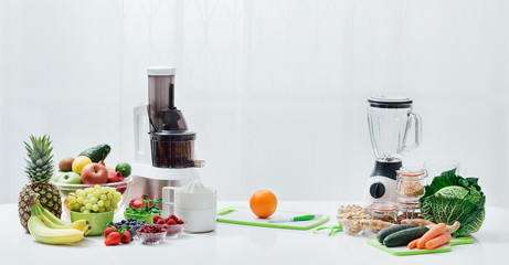 Fresh fruit, vegetables and juicers