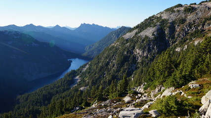 Fototapeta na wymiar Washington Mountains, Pacific Northwest