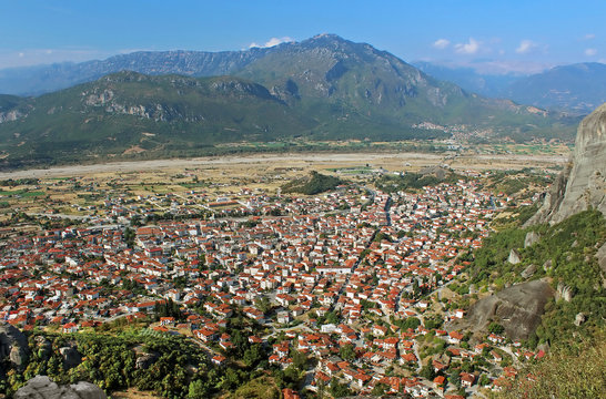 Kalampaka Town and the rock, Meteora, Greece