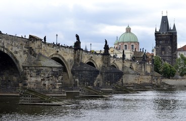 Fototapeta na wymiar Architecture from Prague with cloudy sky