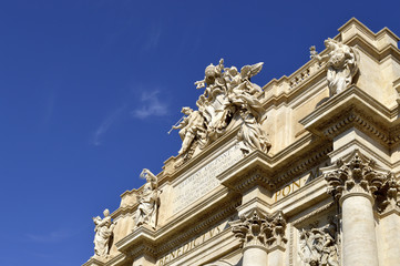 Fototapeta na wymiar Trevi Fountain statues in Rome
