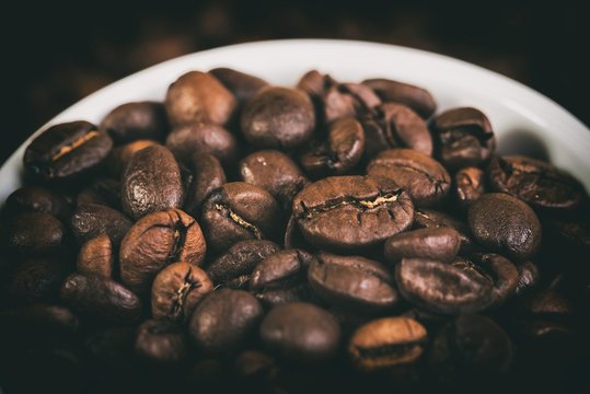 Roasted coffee beans