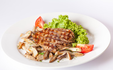 steak with mushrooms and herbs 