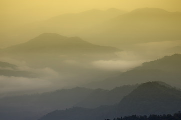 Fototapeta premium Morning fog and cloud mountain