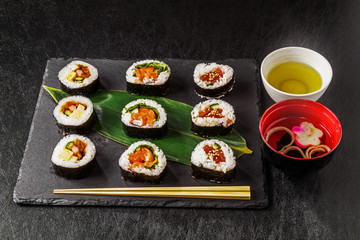 巻き寿司 Rolled sushi 