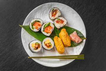巻き寿司 Rolled sushi 