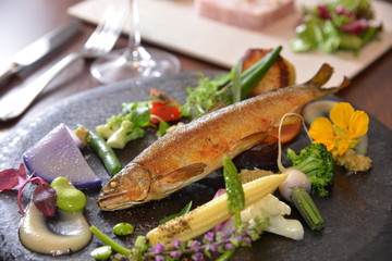ShenNan Deco French Bistro tavern