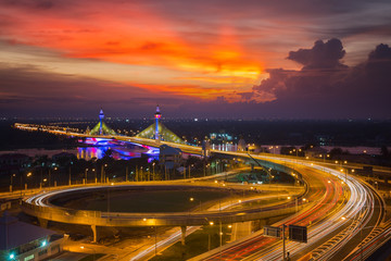Fototapeta na wymiar Nonthaburi bridge